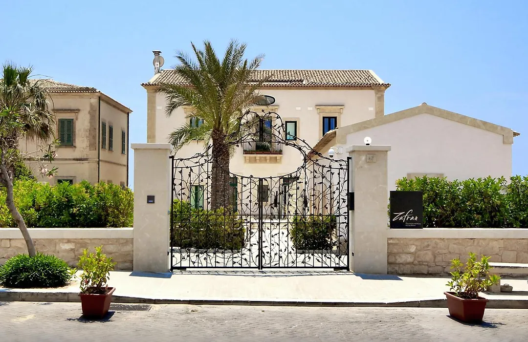 Zafran Boutique Hotel-1